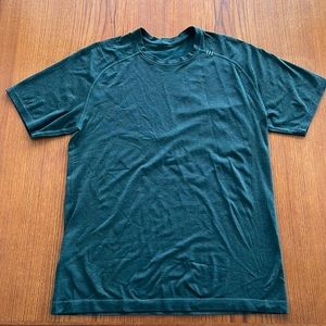 Lululemon Men’s Medium Metal Vent Tech Shirt
